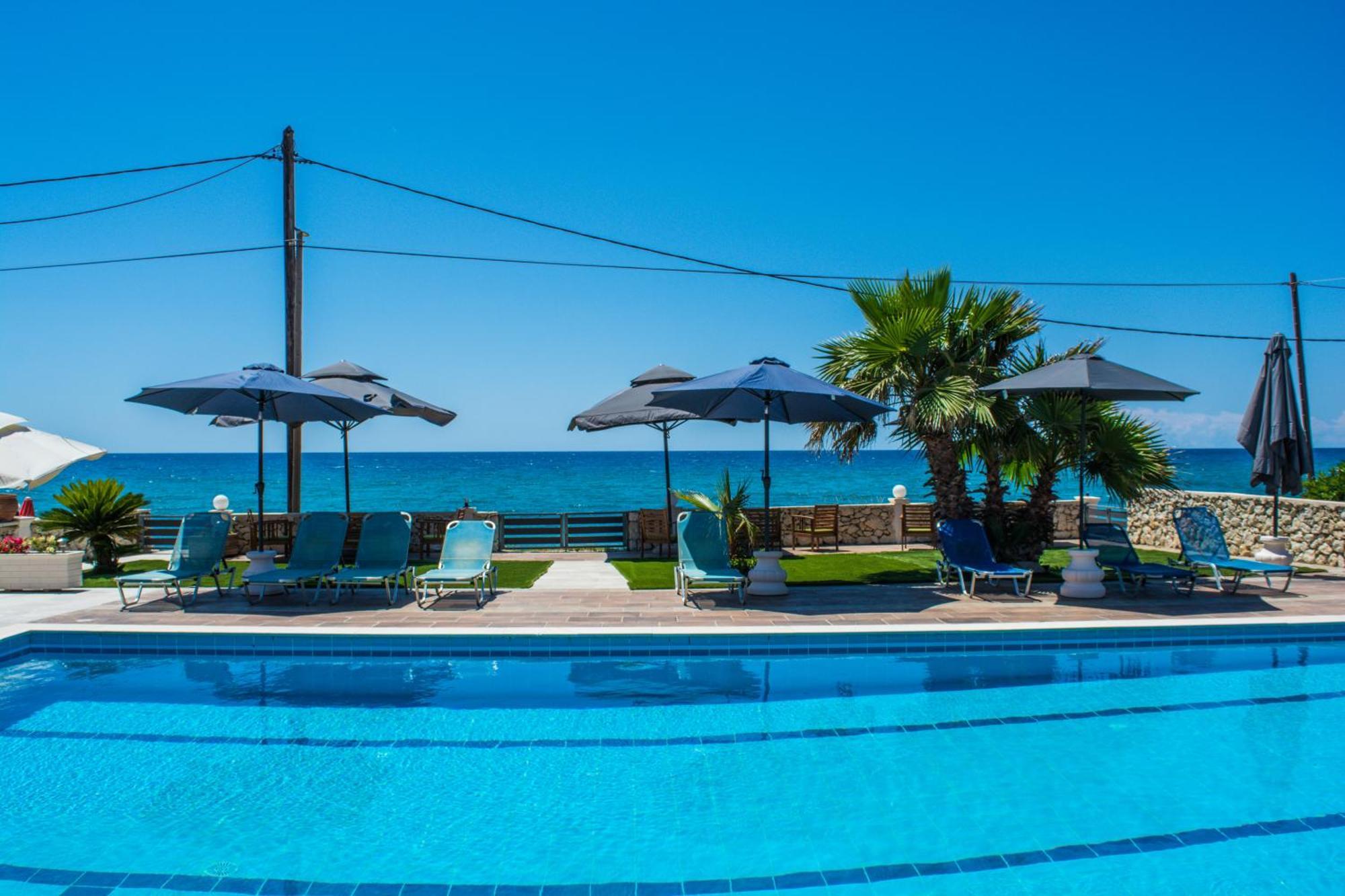 Fanis Seafront Apartments Айос-Гордіос Екстер'єр фото